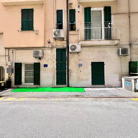Appartamento A Genova Con Parcheggio Privato A Due Passi Dal Mare Bagian luar foto