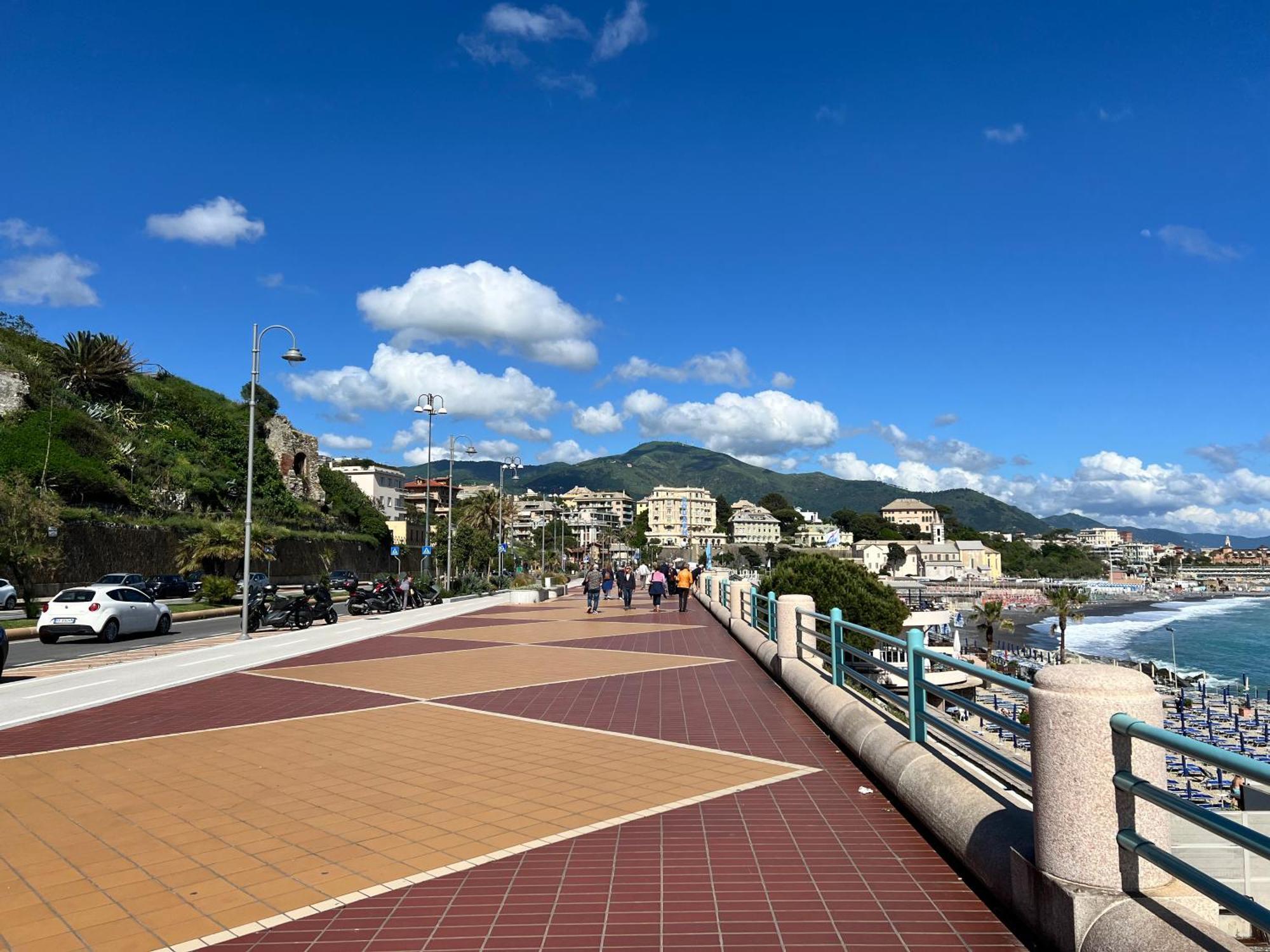 Appartamento A Genova Con Parcheggio Privato A Due Passi Dal Mare Bagian luar foto